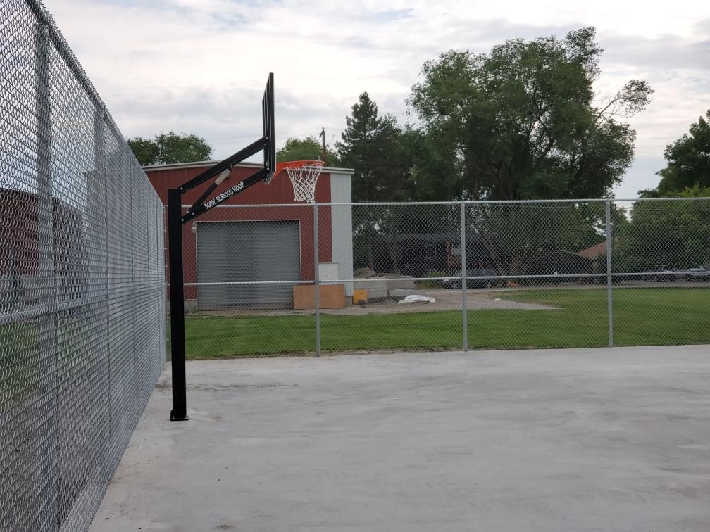 Commercial chain link security fence in Utah